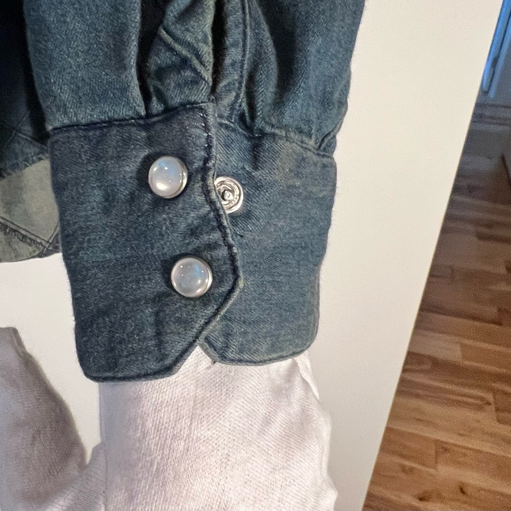 Johnny Was Floral Embroidered Denim Jacket - Picture 5 of 5